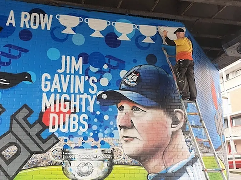 Jim Gavin brings Sam Maguire to 5-in-a-row mural unveiling in Dublin