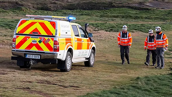 Man 'swept into sea by freak wave' in Clare fishing tragedy