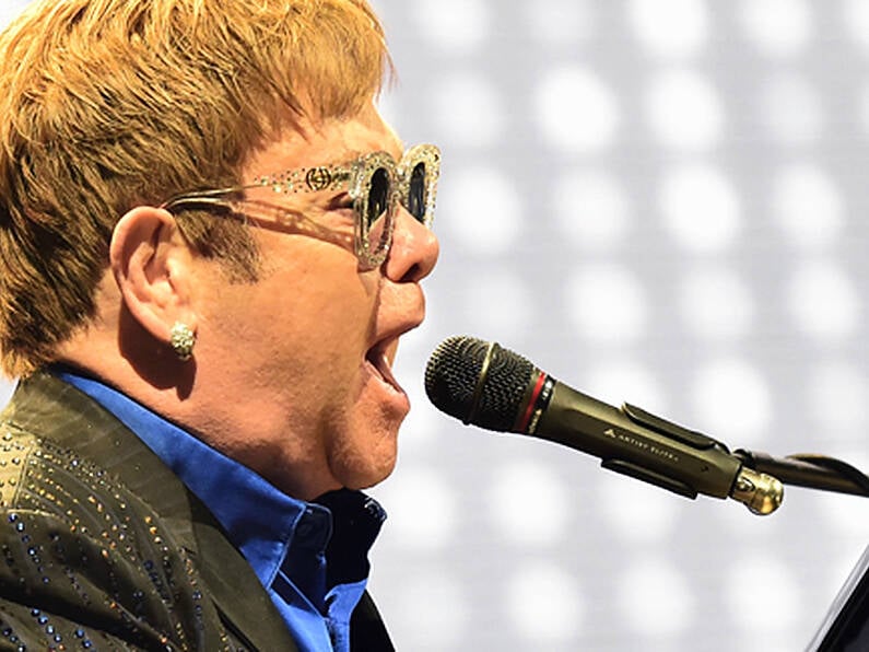 Elton John cancels gig due to ill health