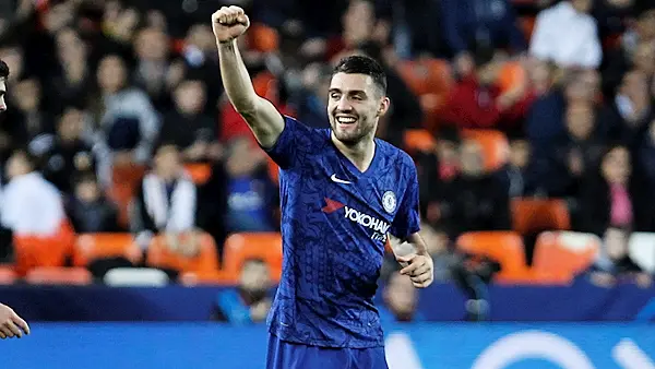 Chelsea forced to wait to secure qualification after draw in Valencia