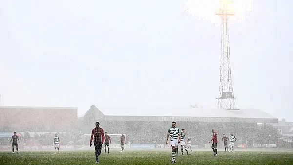 8 stormy pictures as Dennis the Menace blows through Ireland