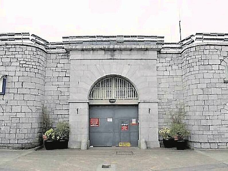 Early release for 200 inmates as part of emergency measures