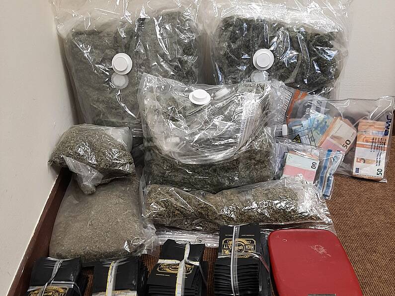 €90,000 of suspected drugs and cash seized in Tipp