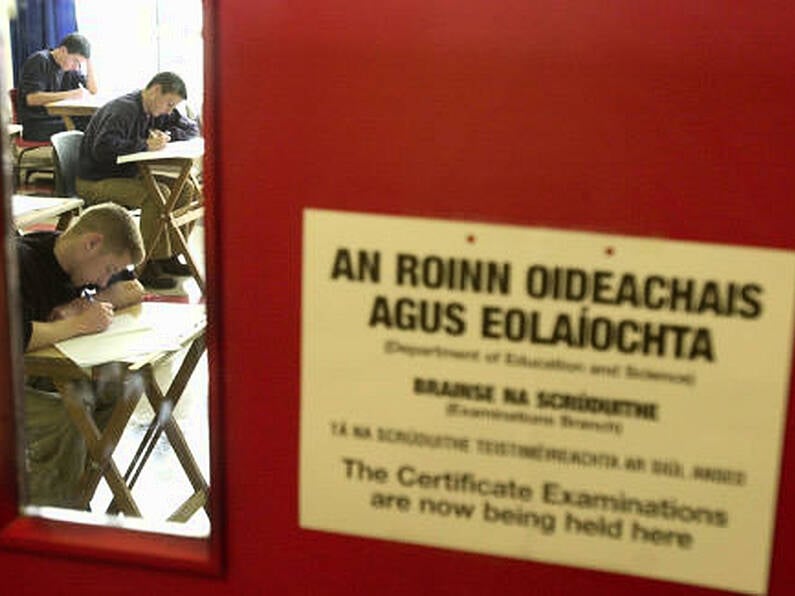 Education Minister to make recommendation to cabinet tomorrow to cancel the Leaving Cert