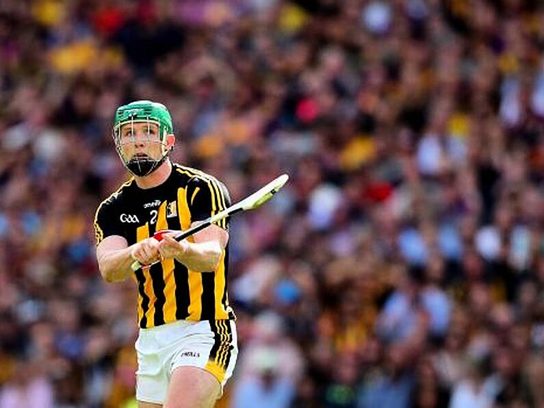 Kilkenny hurler helps raise €5k for those on the frontline battling Covid-19