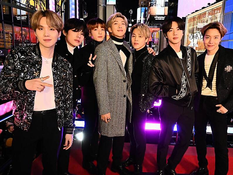 BTS fans show solidarity with #BLackLivesMatter movement