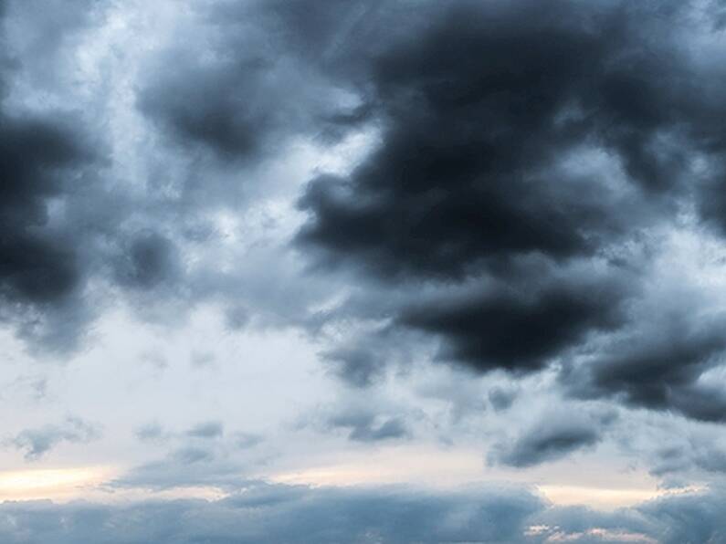 Status yellow thunderstorm warning issued for Leinster