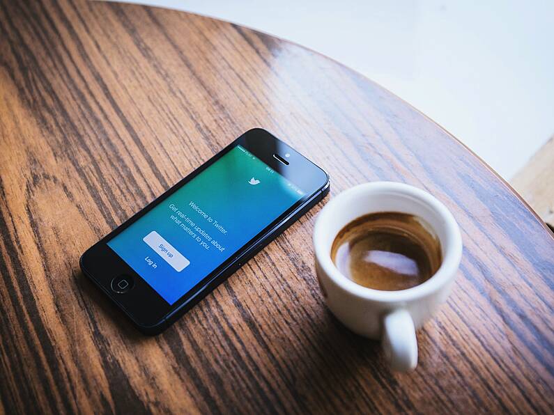 Twitter takes Fleets global