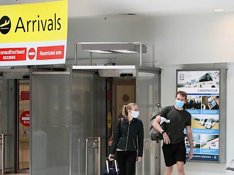 Government incoherent on COVID-19 travel and green list, says infectious diseases expert