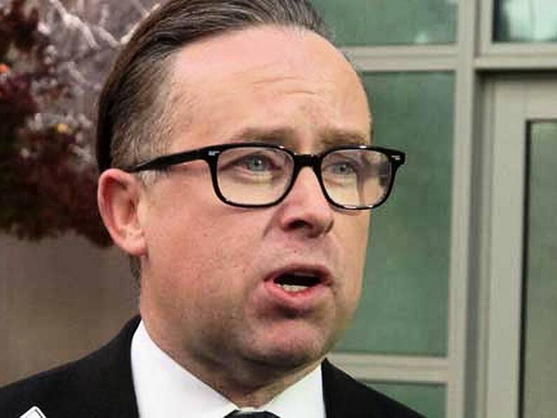 Qantas cuts pay of Irish CEO Alan Joyce by 83% due to Covid-19 crisis