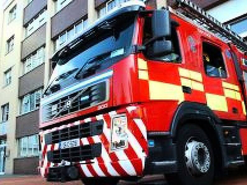 Firefighters battle large blaze in Waterford this morning