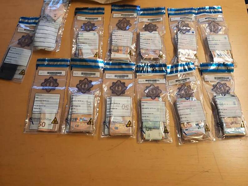 Tipp Gardaí seize €48,000 in cash during routine patrol