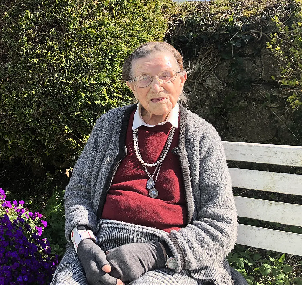 Meath woman (107) escapes lockdown to travel world via virtual mass