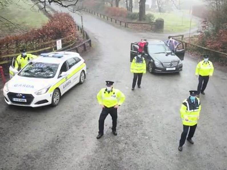 Gardaí respond to Swiss police dance challenge