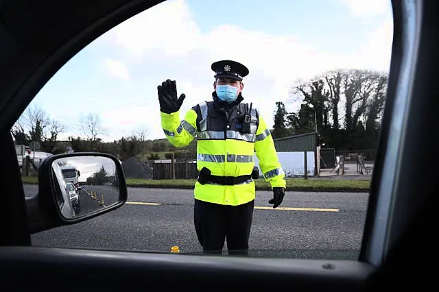 Gardaí issue 17,000 fines worth around €2.3m for Covid-19 breaches