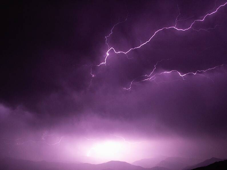 Met Éireann issue urgent thunderstorm warning for Tipp, Kilkenny & Carlow