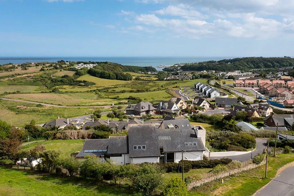 Sunny southeast home - with pool access on every floor - for €1.75m