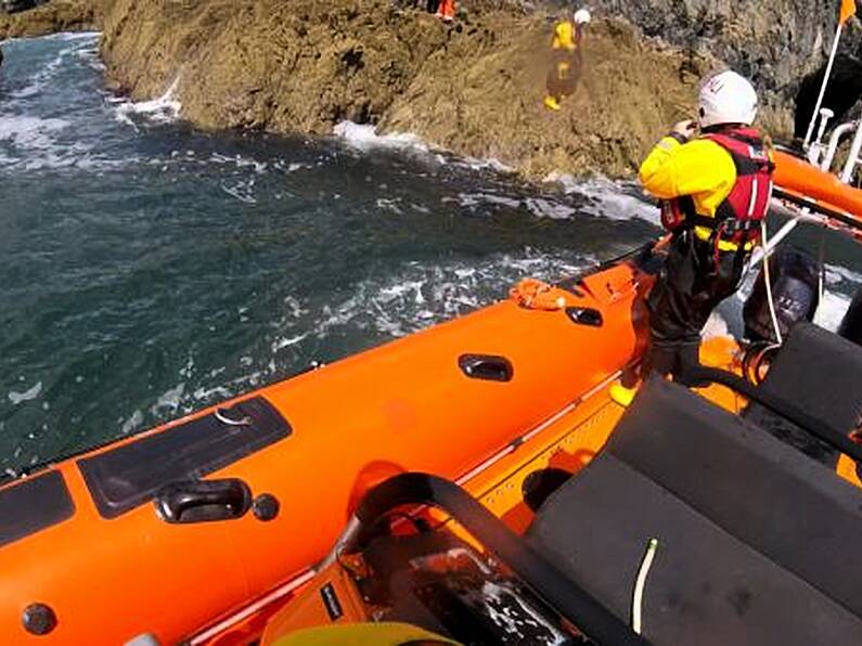 Three kayakers rescued from rocks on Co. Waterford coast