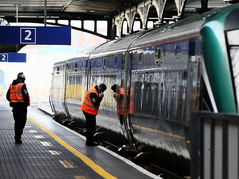 Passengers ‘doing lines of cocaine’ off table on Dublin-Cork train, complaint says