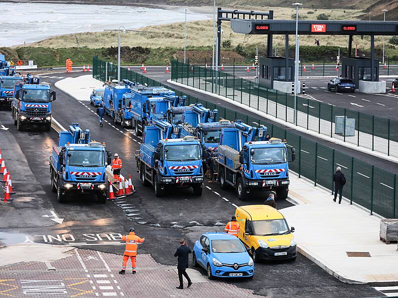 French crews arrive at Rosslare Europort to assist ESB in restoring power