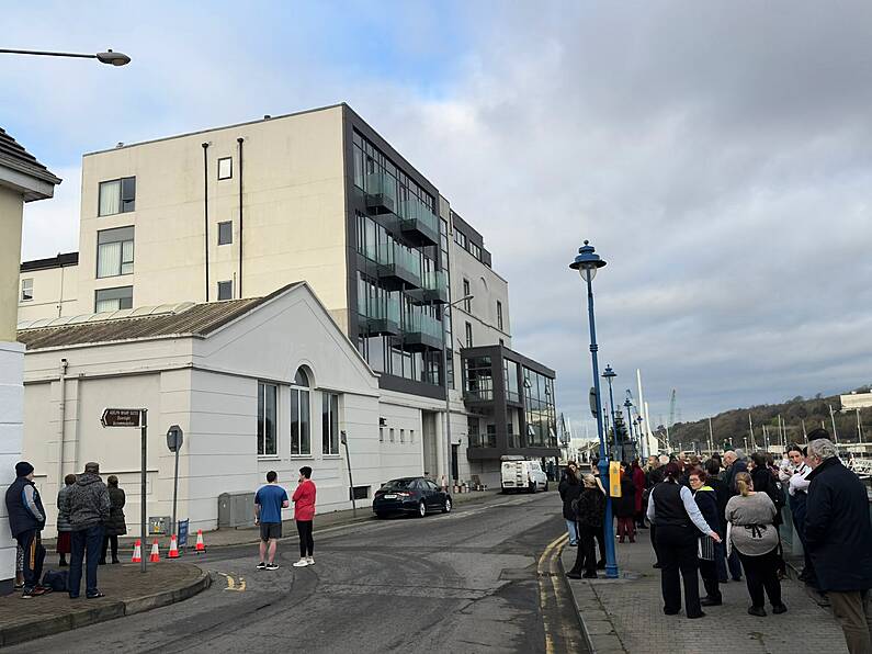 Fire breaks out at well-known Waterford hotel