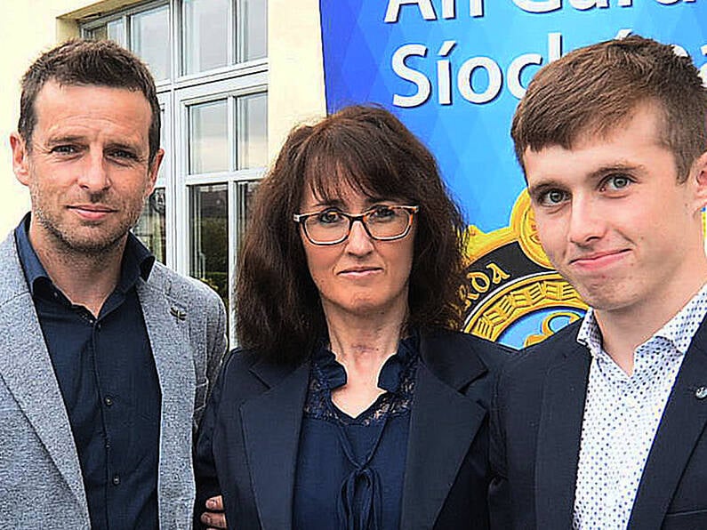 Teenager whose quick thinking saved his mother's life hailed a hero by gardaí