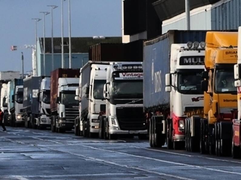 Truckers to block routes into Dublin in fuel price protest