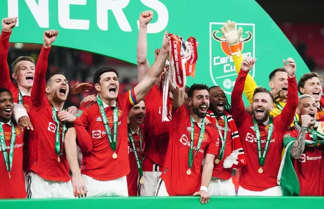 Manchester United celebrate with the Carabao Cup