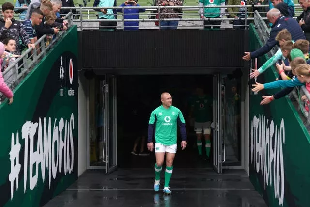 Ireland wing Keith Earls will also hang up his boots