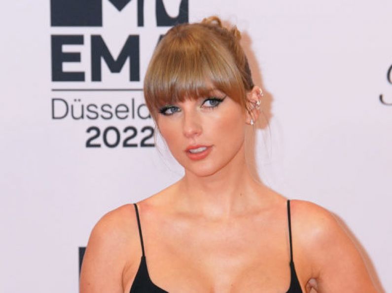 Taylor Swift, Rihanna and Lady Gaga to go head to head at Golden Globes