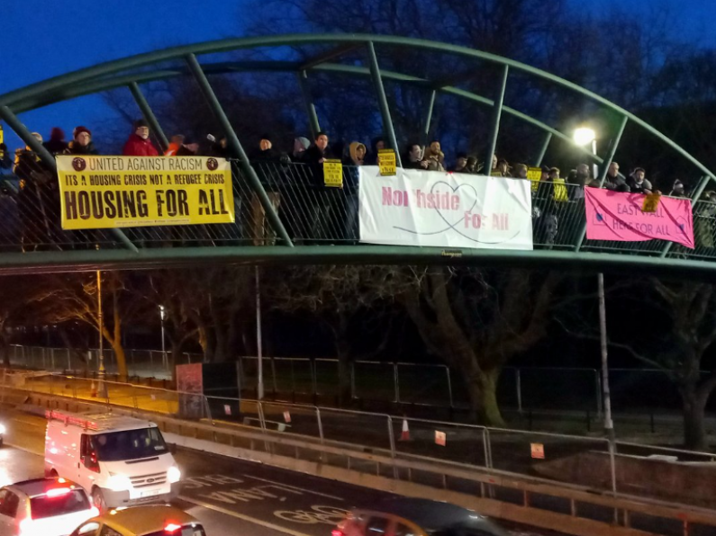 More than 200 people take part in solidarity rally for refugees in Dublin
