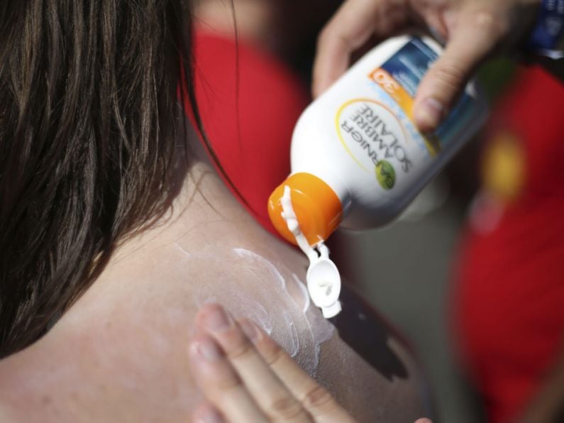 HSE urge parents to protect children against sunburn