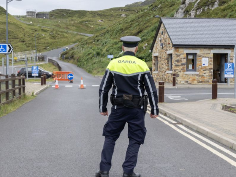 Man arrested in connection with body found in Sliabh Liag