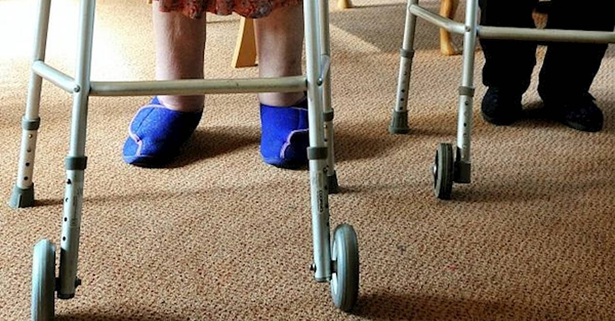 Staff and families protest closure of Kilkenny nursing home - Vimarsana News