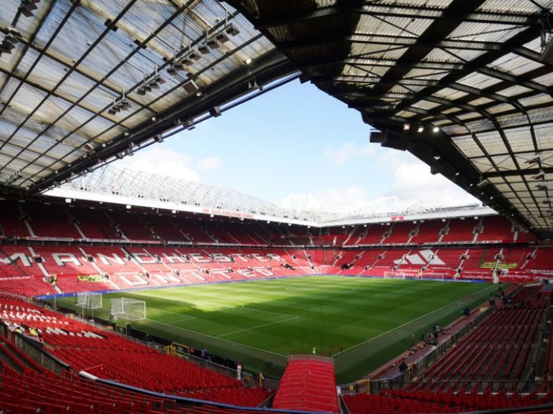 Man United interim chief executive and CFO to leave