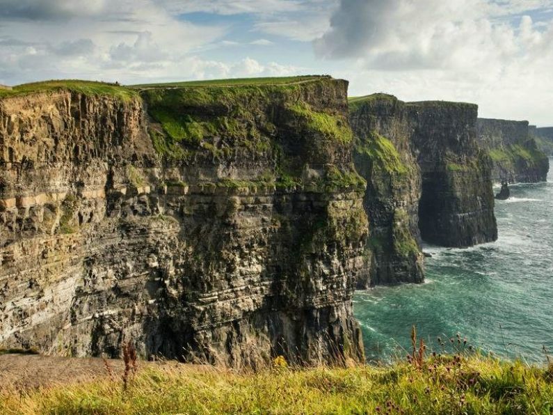 Woman dies after fall at Cliffs of Moher