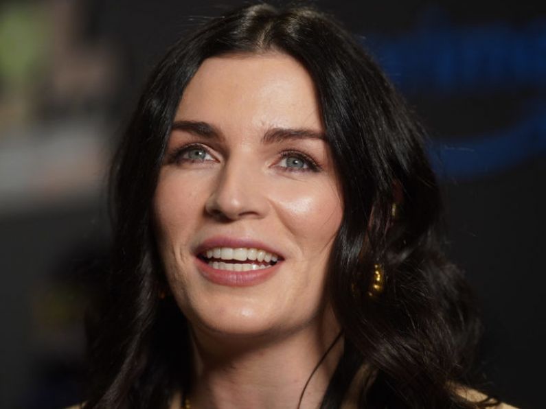 Aisling Bea enlists famous friends to reveal first pregnancy