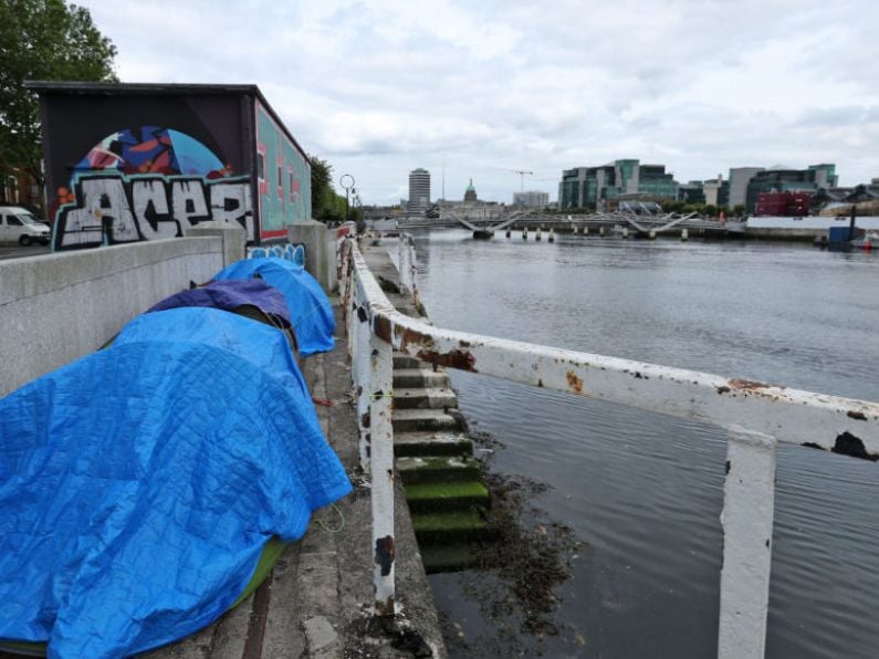 Asylum seekers report attack on tents along Dublin quays last night