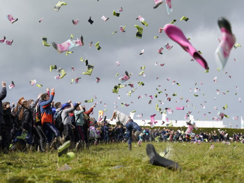 Almost 1,000 people throw wellies in world record attempt at Ploughing Championships