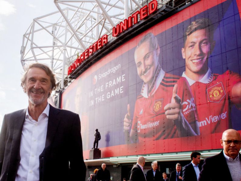 Jim Ratcliffe considering minority stake bid for Man United