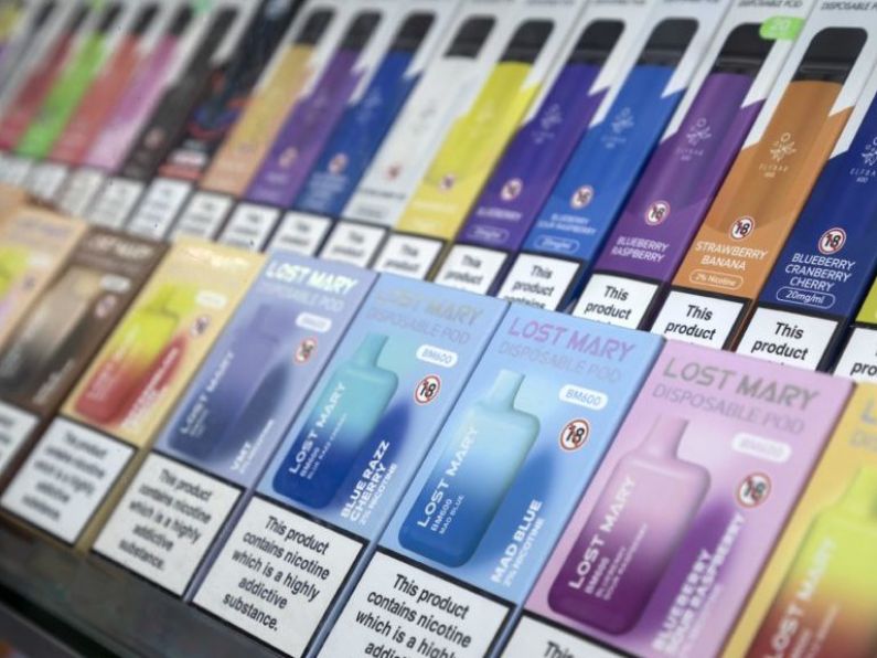 Dáil votes in favour of banning sale of vaping products to minors