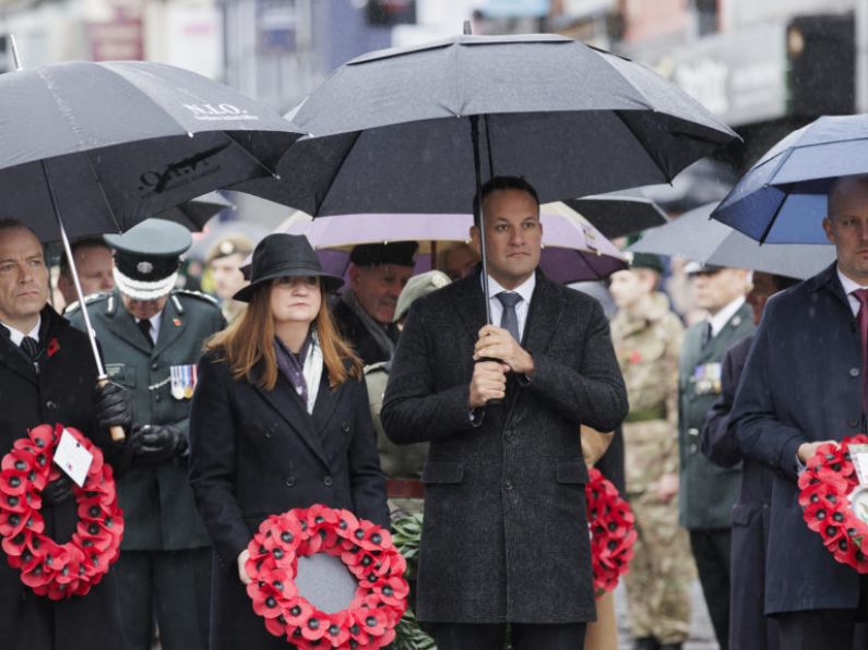 Taoiseach lays wreath in Enniskillen to mark Remembrance Sunday
