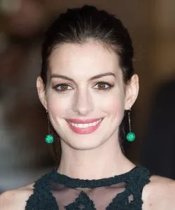 anne-hathaway-lead