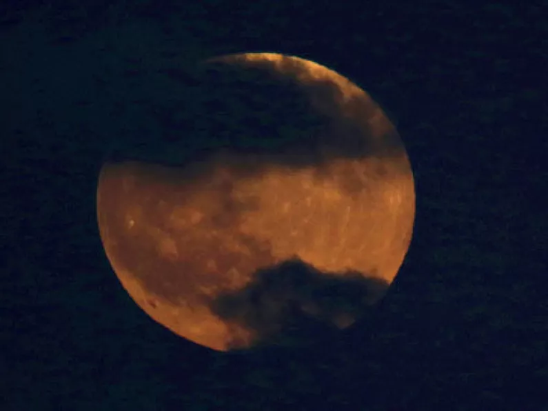 Irish Twitter have a total eclipse of the heart towards last night's Blood Moon