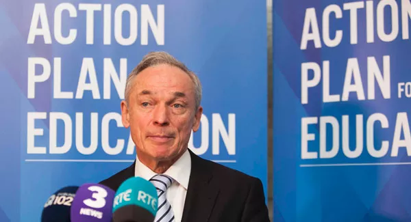 Education Minister announces extra funding for post-primary schools in Gaeltacht islands