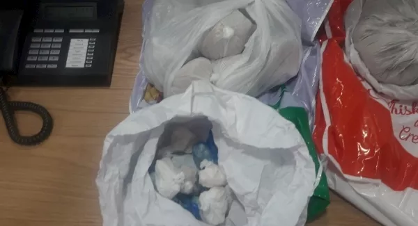 Gardaí arrest two women after seizing more than €650,000 of drugs in Dublin