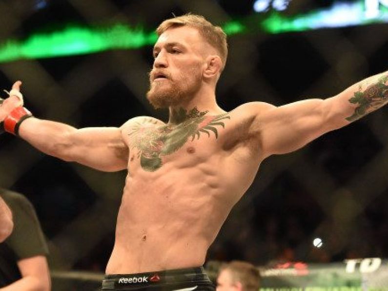 McGregor loses his shirt in bout with ... McGregor