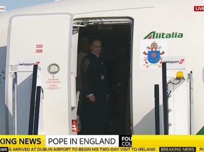 The awkward moment when Sky News reports that the Pope is in England