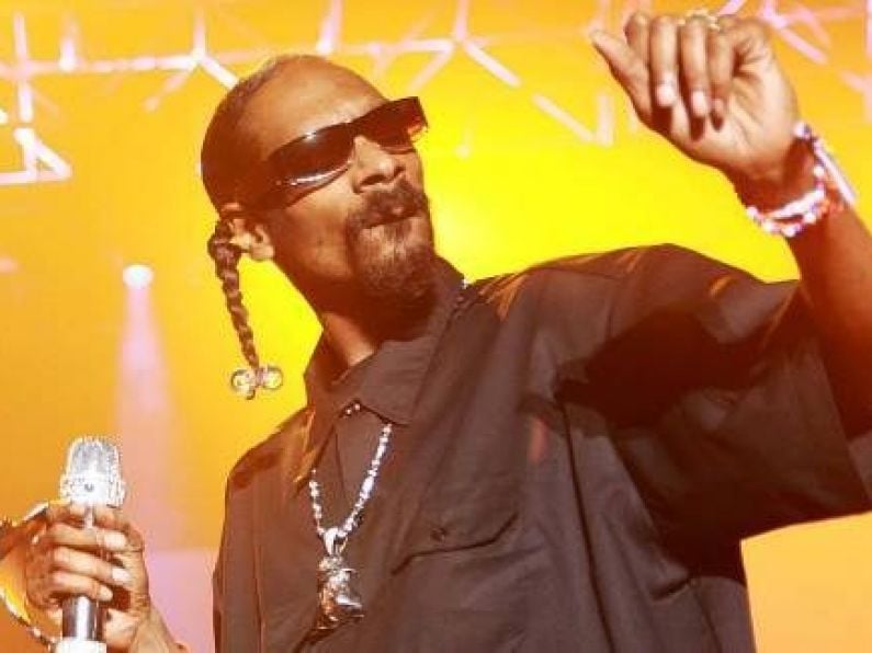 Rapper Snoop Dogg quits smoking after years of marijuana use ...