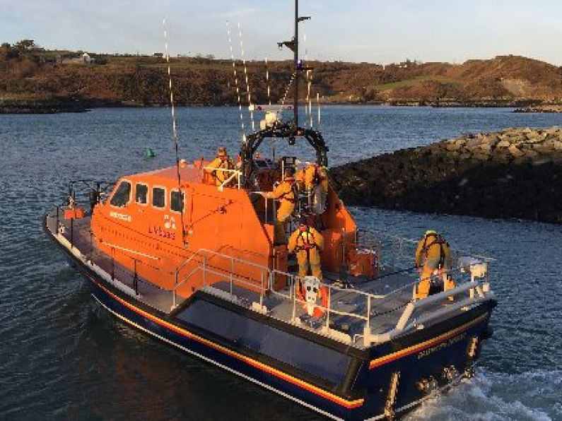 Dunmore East RNLI lifeboat launched after trawler with five onboard runs aground